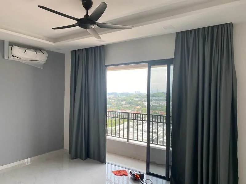 Room features: grey painted walls, marble flooring, 5-blade ceiling fan, floor-to-ceiling sliding glass door, blackout curtains, city view, wall-mounted split AC; style: modern; view: city.