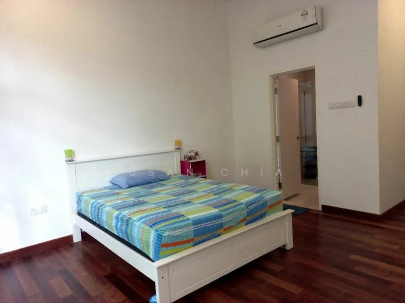 Bedroom features: queen-size bed with colorful striped bedding, wooden flooring, white painted walls, 1 wall-mounted split AC, built-in wardrobe, door leading to bathroom, window with no visible treatment, decorative bedside table; style: modern.