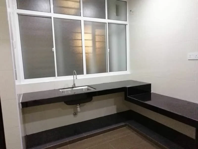 Kitchen features: black granite countertop, single-bowl stainless-steel sink, chrome faucet, white tiled walls, grey tiled flooring, large windows with frosted glass, built-in countertop with seating area, under-cabinet lighting; style: modern.