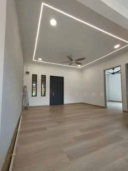 Living features: wooden flooring, white painted walls, recessed ceiling with LED strip lighting, 5-blade ceiling fan, two vertical windows, single door, open layout, neutral color scheme; style: modern.