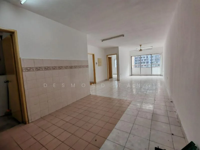 Flora Damansara Apartment, Damansara Perdana — view 1 of 5 in Jalan Pju 8/9 — for Sale