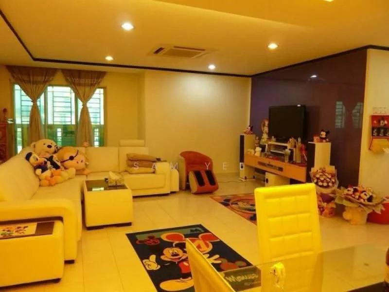 Living features: white leather sectional sofa, cream armchair, colorful area rug with cartoon design, wall-mounted flat-screen TV, light-colored walls, recessed ceiling lights, large windows with sheer curtains, decorative shelves with toys and figurines, air conditioning unit, dining table with yellow chairs; style: modern.