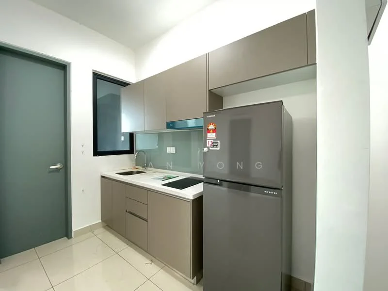 Kitchen features: grey flat-panel cabinets, white countertop, single-bowl stainless-steel sink, chrome pull-down faucet, built-in induction hob, stainless-steel fridge, white tiled backsplash, ceramic tile flooring, window with black frame, recessed downlights; style: modern.