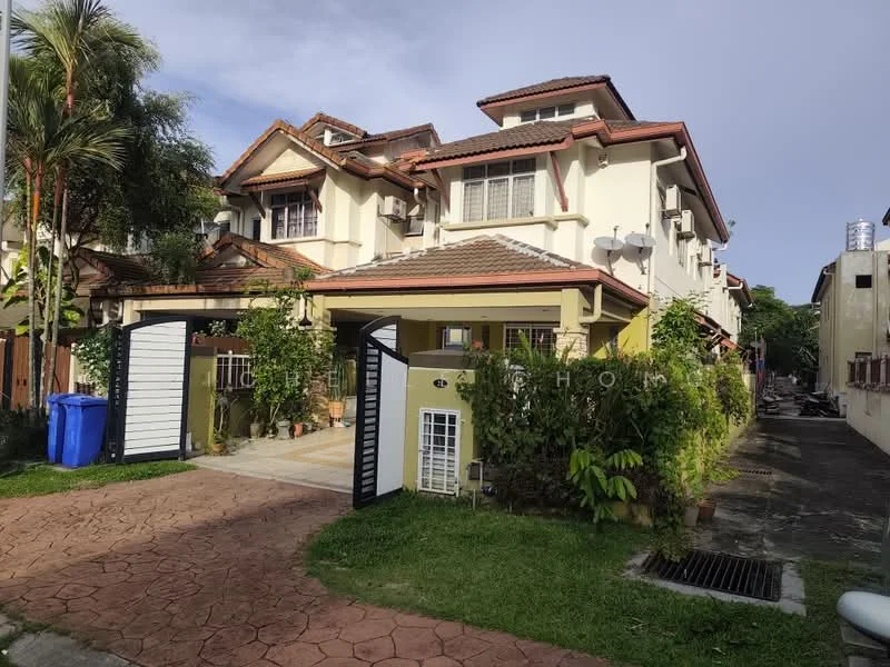 Exterior type: semi-detached house; features: two-storey structure, red tiled roof, cream painted facade, front garden with grass, manicured landscaping, paved driveway, two gates, air conditioning units visible, mature palm trees, fence surrounding the property; style: modern.