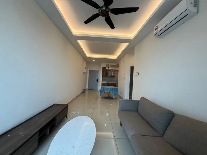 Living features: grey fabric sofa, white marble coffee table, wall-mounted split AC, 5-blade ceiling fan with light, recessed LED downlights, glossy white tile flooring, plain white painted walls, open layout to kitchen, natural light from windows; style: modern.