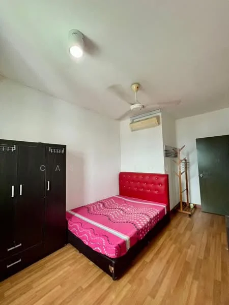 Bedroom features: queen-size bed with red upholstered headboard, wooden flooring, white painted walls, ceiling fan, 1 wall-mounted split AC, black wardrobe with multiple doors, wooden clothes rack, window with no visible treatment.