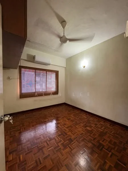 Room features: wooden flooring, cream painted walls, ceiling fan, wall-mounted air conditioning unit, window with wooden grille, single wall sconce, parquet wood flooring.