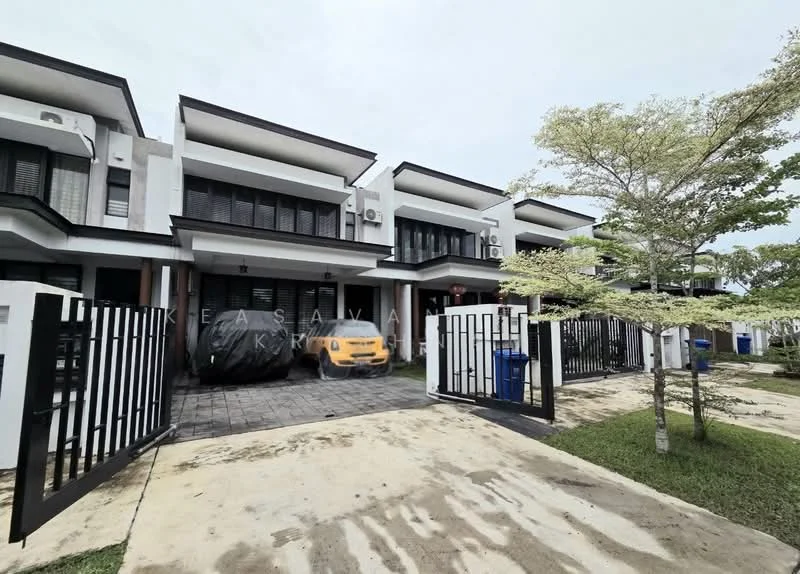 Exterior type: linked terrace house; features: two-storey building, white painted facade, black metal gates, paved driveway, manicured lawn, mature trees, covered car porch, front garden, multiple air conditioning units visible, modern architectural design; style: modern.