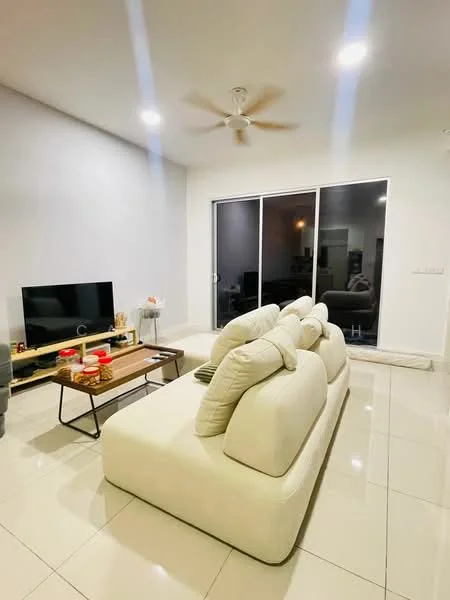 Living features: 3-seater fabric sofa in white, coffee table with wooden top, wall-mounted TV, floor-to-ceiling sliding glass door, white painted walls, glossy tile flooring, ceiling fan, recessed downlights; style: modern.