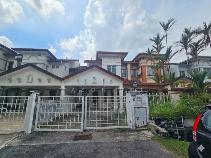 Exterior type: linked terrace house; features: white painted facade, red tiled roof, gated entrance, manicured lawn, palm trees, stone-paved walkway, two-storey structure, front porch, decorative columns, balconies on upper floors; style: modern.