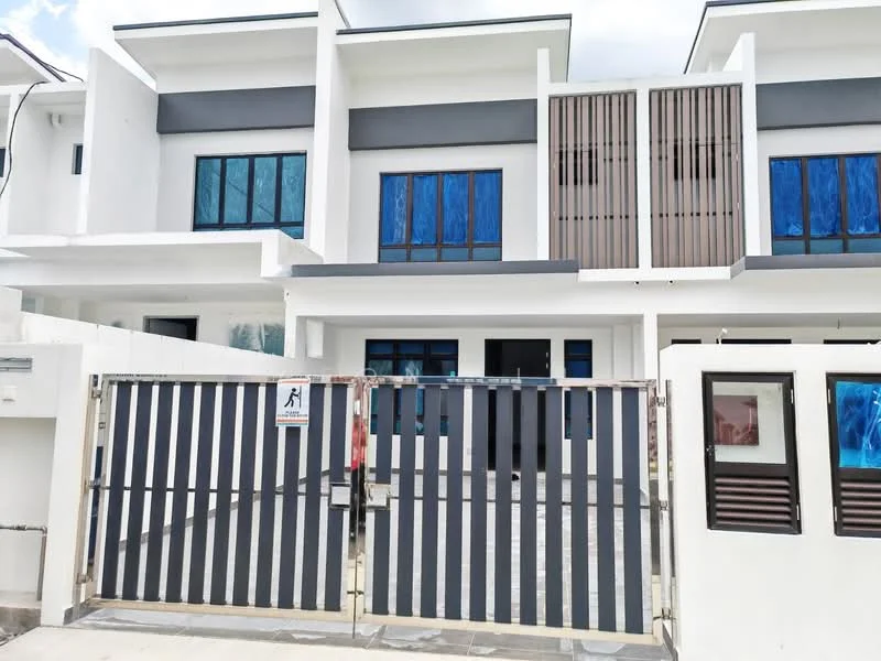 Gelang Patah, Gelang Patah — view 2 of 5 — for Sale