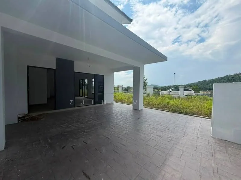 Exterior type: detached bungalow; features: covered porch, stamped concrete flooring, white painted walls, large glass sliding doors, surrounded by greenery, mountain view in background; style: modern.
