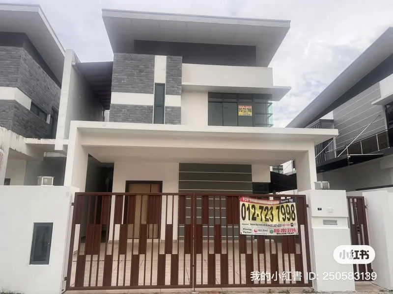 Exterior type: semi-detached house; features: white painted facade, grey stone cladding, flat roof, double-storey, manicured lawn, paved driveway, gated entry, large front windows, main entrance door, feature wall, balcony on upper floor; style: modern.