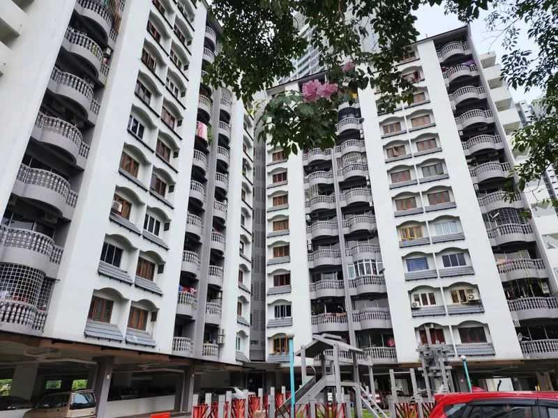 Exterior type: mid-rise condominium; features: white painted facade, balconies with metal railings, multiple storeys, covered parking area, landscaped surroundings, windows with wooden frames; style: modern.