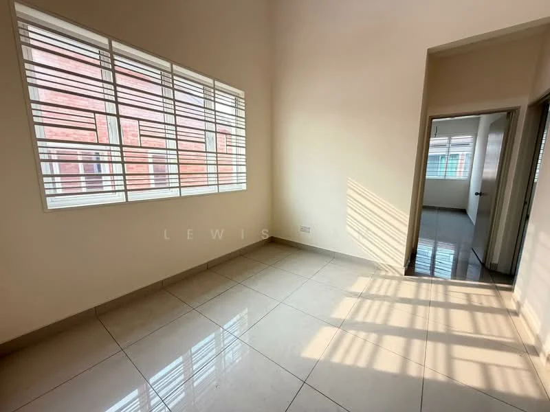 Room features: white painted walls, large windows with horizontal slats, glossy beige tile flooring, natural light from windows, corner room, high ceiling; style: modern.