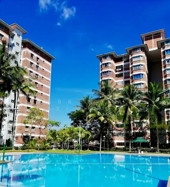 Exterior type: high-rise condominium; features: swimming pool, landscaped garden, palm trees, manicured lawn, multiple residential towers, clear blue sky, outdoor seating area; style: modern.