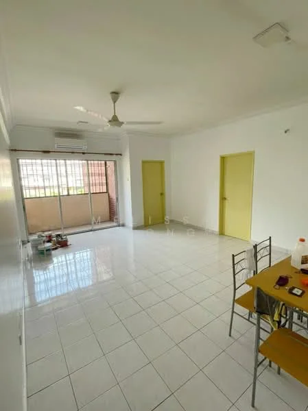 Living features: white painted walls, glossy white tile flooring, 5-blade ceiling fan, wall-mounted split AC, large sliding glass door, yellow painted door, yellow painted door, dining table with four chairs, decorative items on table, window with grid pattern, natural light from window; style: minimalist; view: city.