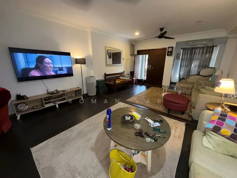 Living features: 3-seater fabric sofa in beige, 2-seater fabric sofa in green, coffee table, TV console, wall-mounted TV, area rug with geometric pattern, ceiling fan, floor-to-ceiling windows with sheer curtains, decorative mirror, side table with lamp, wooden bench, wall-mounted artwork; style: contemporary.