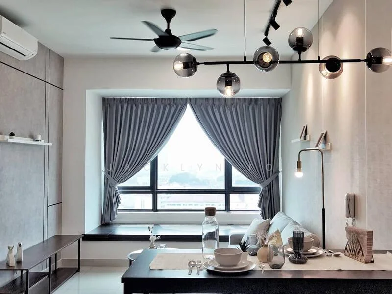 Living features: floor-to-ceiling windows, grey curtains, 3-blade ceiling fan, pendant lighting with multiple bulbs, light wood paneling, dark countertop, decorative tableware, wall-mounted shelf, built-in bench seating, neutral-colored sofa, decorative items on the table; style: modern; view: city.