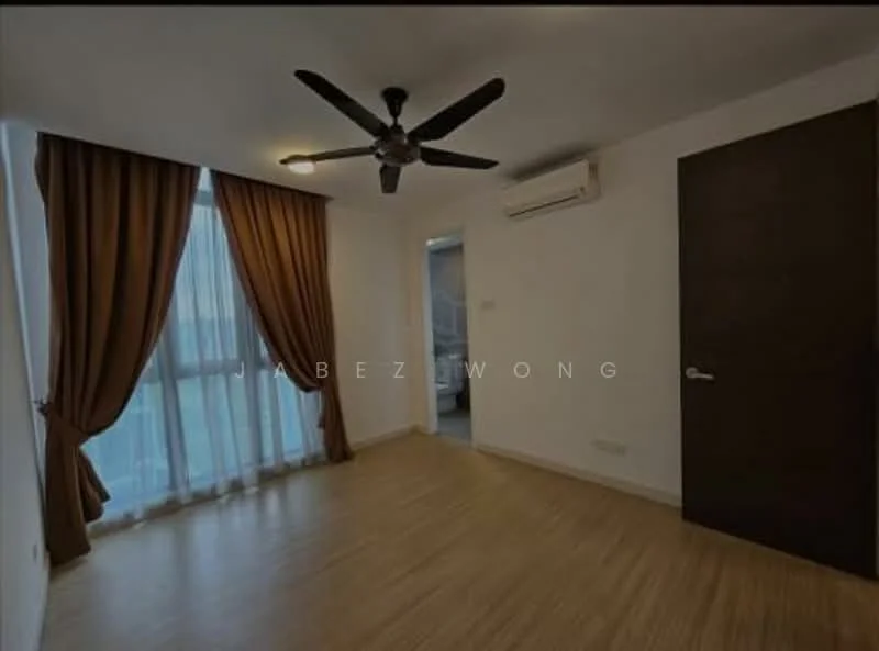 Room features: wooden flooring, white painted walls, 5-blade ceiling fan, floor-to-ceiling windows, sheer curtains, air conditioning unit, door with handle, light fixture; style: modern.