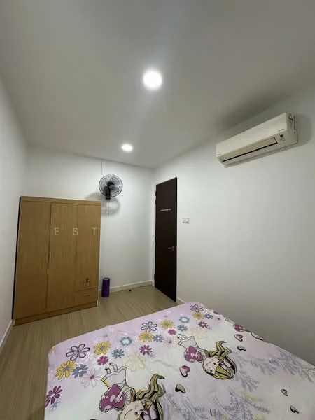 Bedroom features: white painted walls, laminate flooring, 5-blade ceiling fan, wall-mounted split AC, double-door wardrobe in light wood, bed with floral patterned bedding, door with handle, window with no visible treatment.