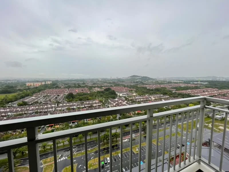 Room view: city.