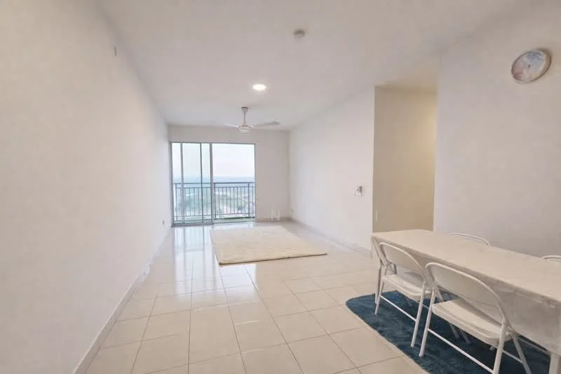 Living features: white painted walls, glossy ceramic tile flooring, 5-blade ceiling fan with light, floor-to-ceiling windows, sliding glass door, natural light, area rug, dining table with chairs; style: modern; view: city.
