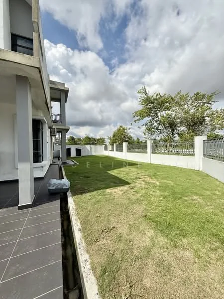 Exterior type: detached bungalow; features: manicured lawn, concrete fence, paved walkway, large windows, balcony on upper floor, landscaped garden, two-storey structure, grey painted facade; style: modern.