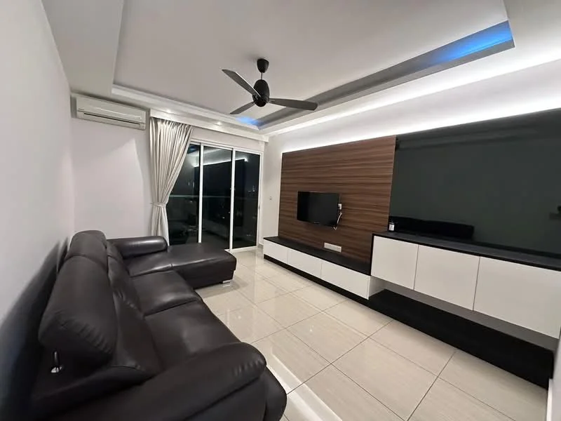 Living features: 3-seater leather sofa in dark brown, wall-mounted TV, TV console in white and wood finish, recessed ceiling with LED lighting, ceiling fan with light, floor-to-ceiling windows, sliding glass door, curtains in light fabric, glossy tile flooring in cream, air conditioning unit on wall; style: modern; view: city.