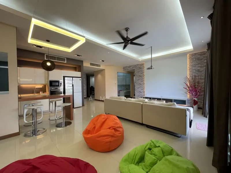 Living features: 3-seater white leather sofa, 2 bean bags in green and orange, coffee table, wall-mounted TV, entertainment unit, recessed downlights, 5-blade ceiling fan, decorative wall with stone cladding, large windows with curtains, area rug, open-plan layout with kitchen, marble tile flooring; style: modern. Kitchen features: white cabinetry, stainless-steel fridge, built-in microwave, kitchen island with 2 bar stools, ceramic tile backsplash, granite countertop, 4-burner gas hob, oven, open shelving; style: modern.