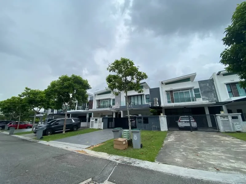 Exterior type: linked terrace house; features: white painted facade, grey accent wall, flat roof, double-storey, manicured lawn, paved driveway, car porch with awning, surrounded by mature greenery; style: modern.