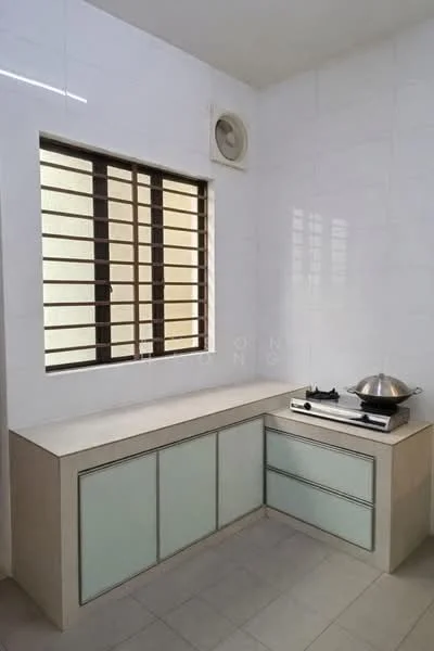 Kitchen features: white tiled walls, light grey countertop, built-in cabinetry with glass fronts, gas stove with stainless-steel cooktop, single-basin sink, window with horizontal bars, wall-mounted air conditioning unit, grey tiled flooring; style: modern.