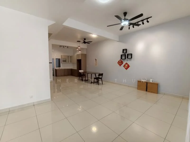 Living features: white painted walls, glossy ceramic tile flooring, 5-blade ceiling fan with light, recessed downlights, dining table for four, wooden sideboard, decorative wall art, open layout to kitchen, large windows for natural light; style: modern.