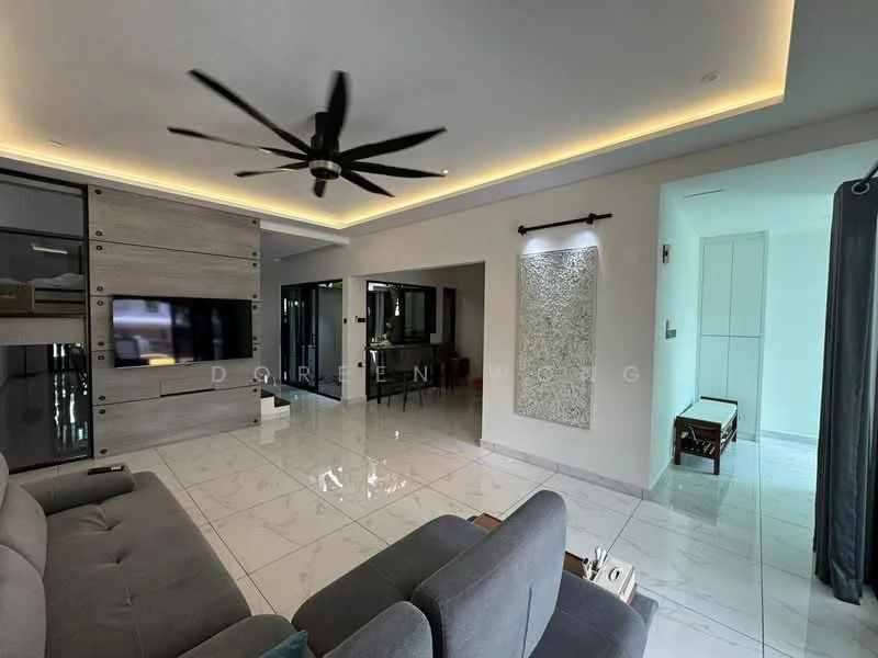 Living features: 5-blade ceiling fan with integrated LED light, grey fabric sofa, marble tile flooring, recessed downlights, wall-mounted TV, black TV console, decorative wall panel with stone cladding, large glass sliding door, white painted walls, crown moulding, area rug with geometric pattern; style: modern. Room features: open layout, white painted walls, marble tile flooring.