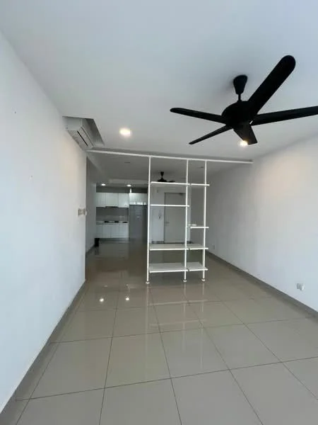 Living features: white painted walls, glossy ceramic tile flooring, 5-blade ceiling fan with light, air conditioning unit, open layout, built-in shelving unit, recessed lighting, natural light from windows; style: modern.