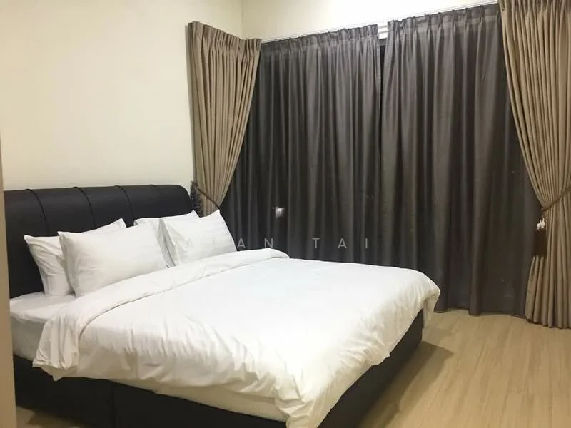 Bedroom features: king-size bed with white bedding, upholstered headboard, two bedside pillows, wooden flooring, floor-to-ceiling curtains in brown, wall-mounted light fixture, decorative wall art, built-in wardrobe; style: modern.