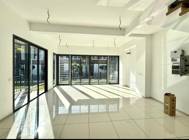 Living features: white painted walls, polished ceramic tile flooring, floor-to-ceiling windows, sliding glass door, recessed downlights, exposed ceiling beams, window treatments with horizontal slats, built-in mailbox unit, open layout, natural light from multiple angles; style: modern; view: garden.
