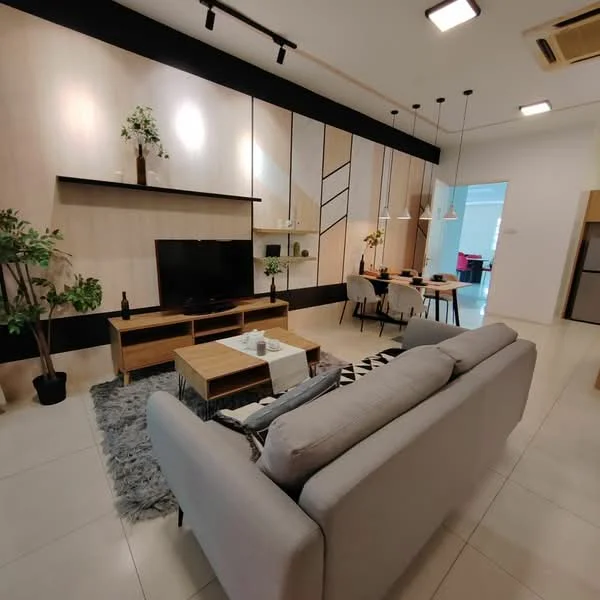 Living features: grey fabric sofa, wooden coffee table, black and white area rug, wall-mounted TV, wooden TV console, shelves with decorative plants, recessed ceiling lights, pendant lighting over dining area, dining table with chairs, open layout, light-colored walls, tile flooring; style: modern.
