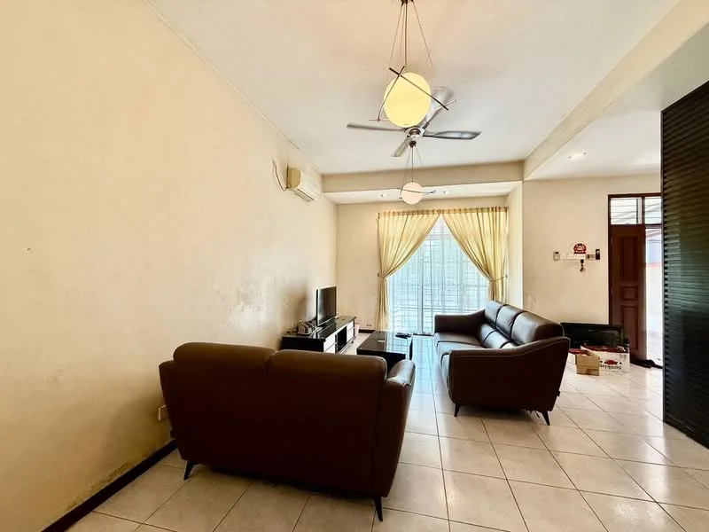 Living features: 2-seater leather sofa in brown, 3-seater leather sofa in brown, TV console, wall-mounted TV, ceiling fan with light, recessed downlights, cream painted walls, tile flooring, curtains, air conditioning unit; style: modern.