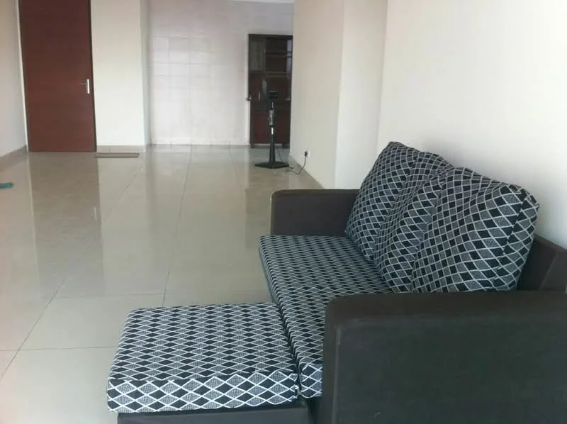 Living features: 3-seater fabric sofa with geometric pattern, ottoman, glossy tile flooring, white painted walls, large windows, neutral color scheme, open layout, minimalist decor; style: modern.