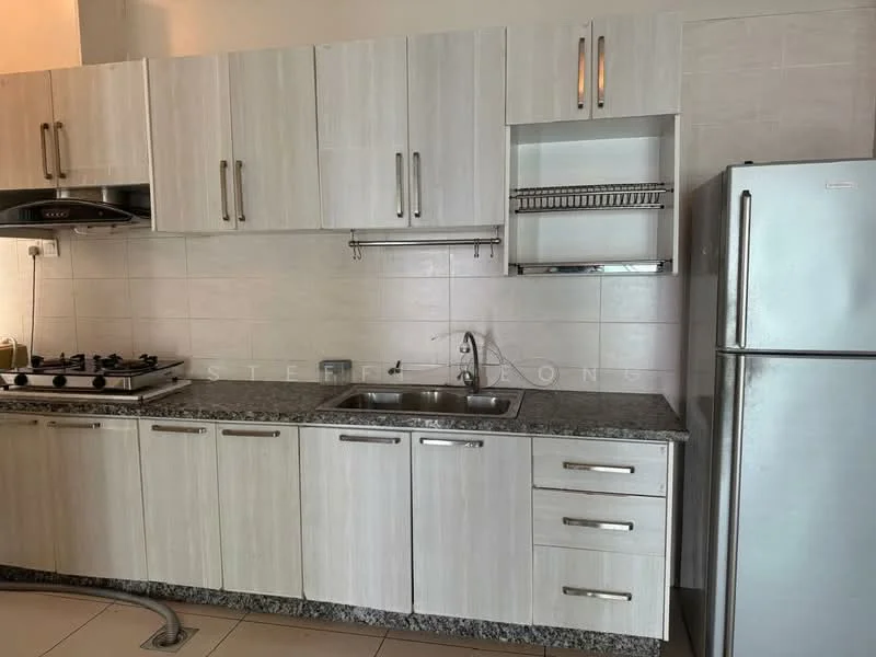 Kitchen features: light wood cabinetry, granite countertop, single-bowl stainless-steel sink, chrome pull-down faucet, 4-burner gas hob, built-in oven, stainless-steel fridge, wall-mounted range hood, tile backsplash, open shelving, stainless-steel handles, ceramic tile flooring, under-cabinet lighting; style: modern.