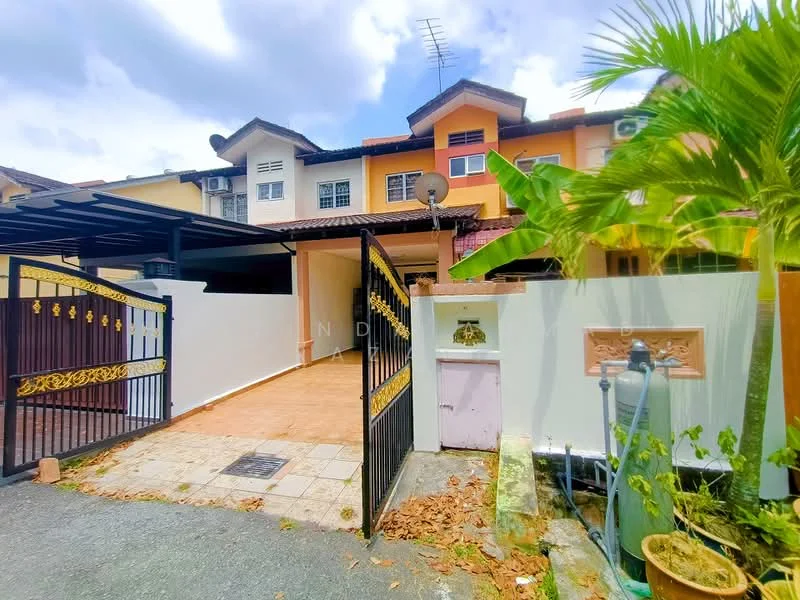 Exterior type: linked terrace house; features: gated entrance, paved driveway, carport with roof, white painted facade, yellow painted facade, mature palm trees, decorative wall with emblem, satellite dish, visible air conditioning units, front garden area; style: modern.