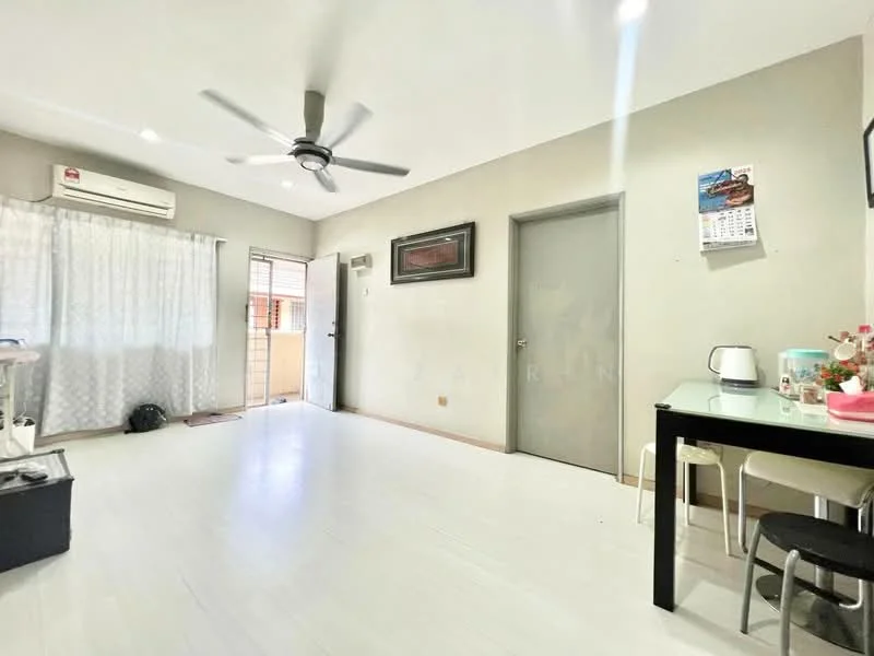 Living features: white painted walls, laminate flooring, 5-blade ceiling fan with light, floor-to-ceiling windows with sheer curtains, sliding glass door, dining table with chairs, kettle, wall-mounted air conditioning unit, decorative wall art, light switch, door to balcony, open layout; style: modern.