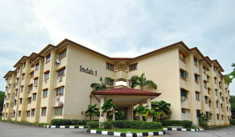 Exterior type: low-rise apartment block; features: cream painted facade, flat roof, approximately 4-storey, landscaped garden with palm trees, manicured lawn, driveway with interlocking pavers, entrance with awning, balconies with sliding windows; style: modern.