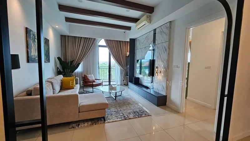 Living features: 3-seater fabric sofa in beige, coffee table with metal legs, TV console with marble finish, wall-mounted TV, floor-to-ceiling windows, curtains in neutral tone, decorative wall with marble cladding, area rug with geometric pattern, ceiling with exposed beams, recessed downlights, plant in ceramic pot, tile flooring; style: modern; view: city.