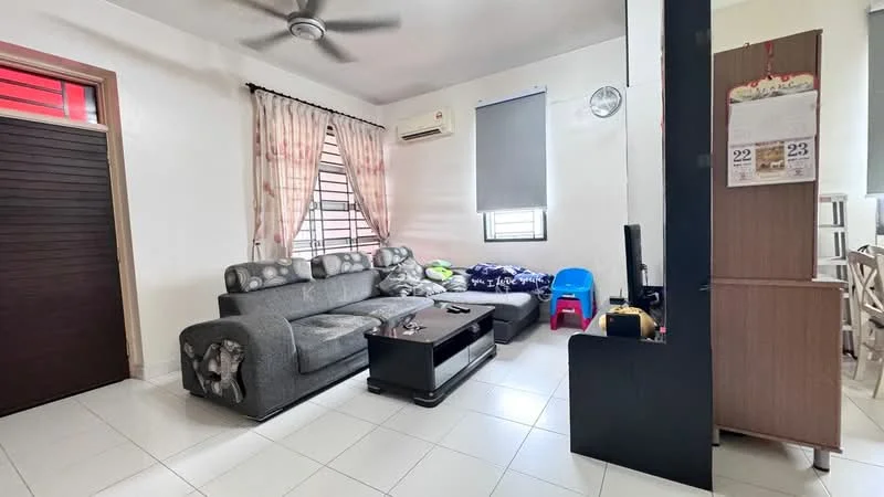 Living features: 3-seater fabric sofa in grey, coffee table, wall-mounted TV, ceiling fan, white tiled flooring, window with blinds, decorative wall clock, light-coloured curtains, wooden door, air conditioning unit; style: modern.