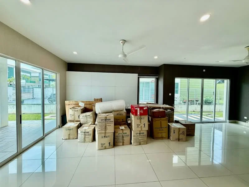 Living features: white painted walls, grey accent wall, polished ceramic tile flooring, 5-blade ceiling fan with light, floor-to-ceiling sliding glass doors, natural light from windows, boxes and packing materials, open layout; style: modern; view: garden.
