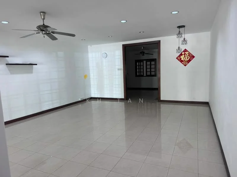 Living features: white painted walls, glossy tile flooring, 5-blade ceiling fan, recessed downlights, wall-mounted shelves, clock on wall, decorative wall hanging, large windows for natural light; style: modern.