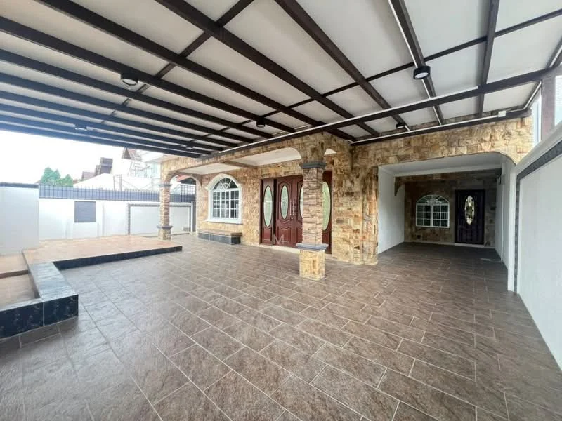 Exterior features: stone cladding on walls, flat roof with exposed beams, large arched windows, double wooden doors, tiled flooring, open space layout, decorative columns, outdoor lighting fixtures; style: modern.