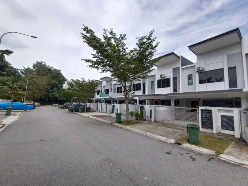 Exterior type: linked terrace house; features: two-storey building, white painted facade, flat roof, manicured lawn, mature trees, driveway with interlocking pavers, visible air conditioning units, front porch area, street view, surrounded by greenery; style: modern.